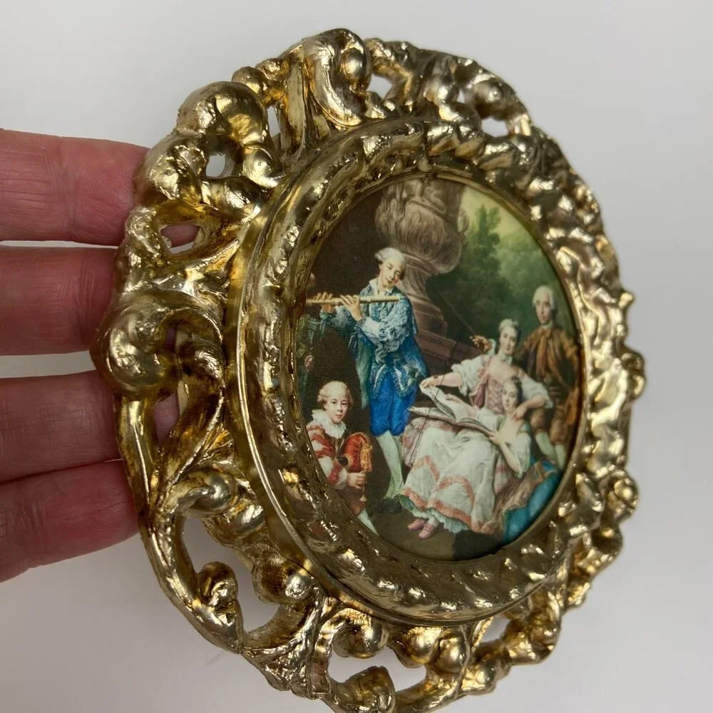 Vintage Wall Decor Victorian era  Set 2pc Made in Italy